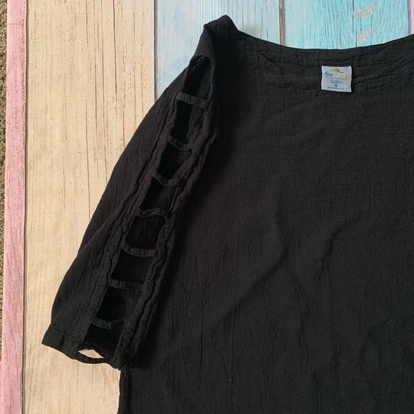 Elegant Black Sea breeze top - Picture 4 of 6